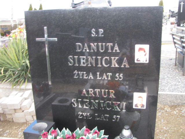 Artur Sienicki 1962 Piława Górna - Grobonet - Wyszukiwarka osób pochowanych